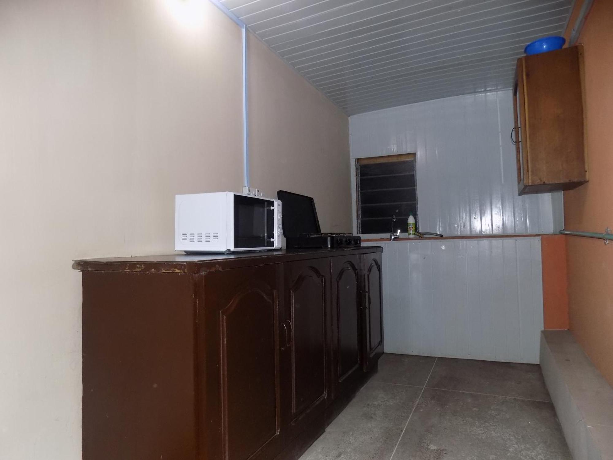 Posh Apartments And Hotel Ikeja Bilik gambar