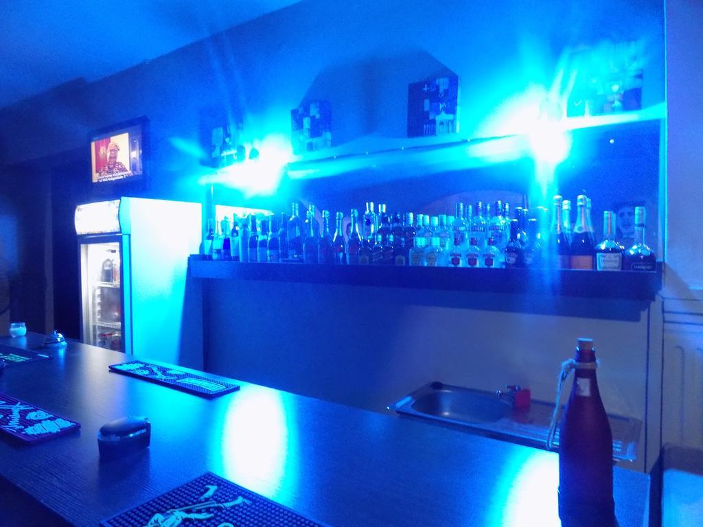 Posh Apartments And Hotel Ikeja Luaran gambar