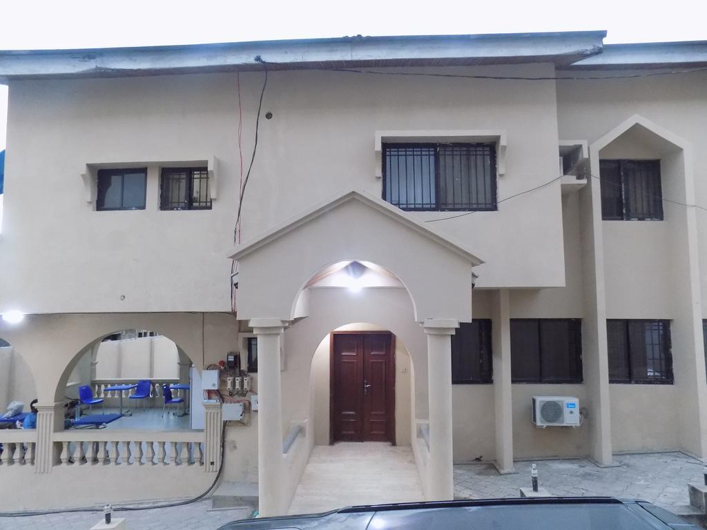 Posh Apartments And Hotel Ikeja Luaran gambar