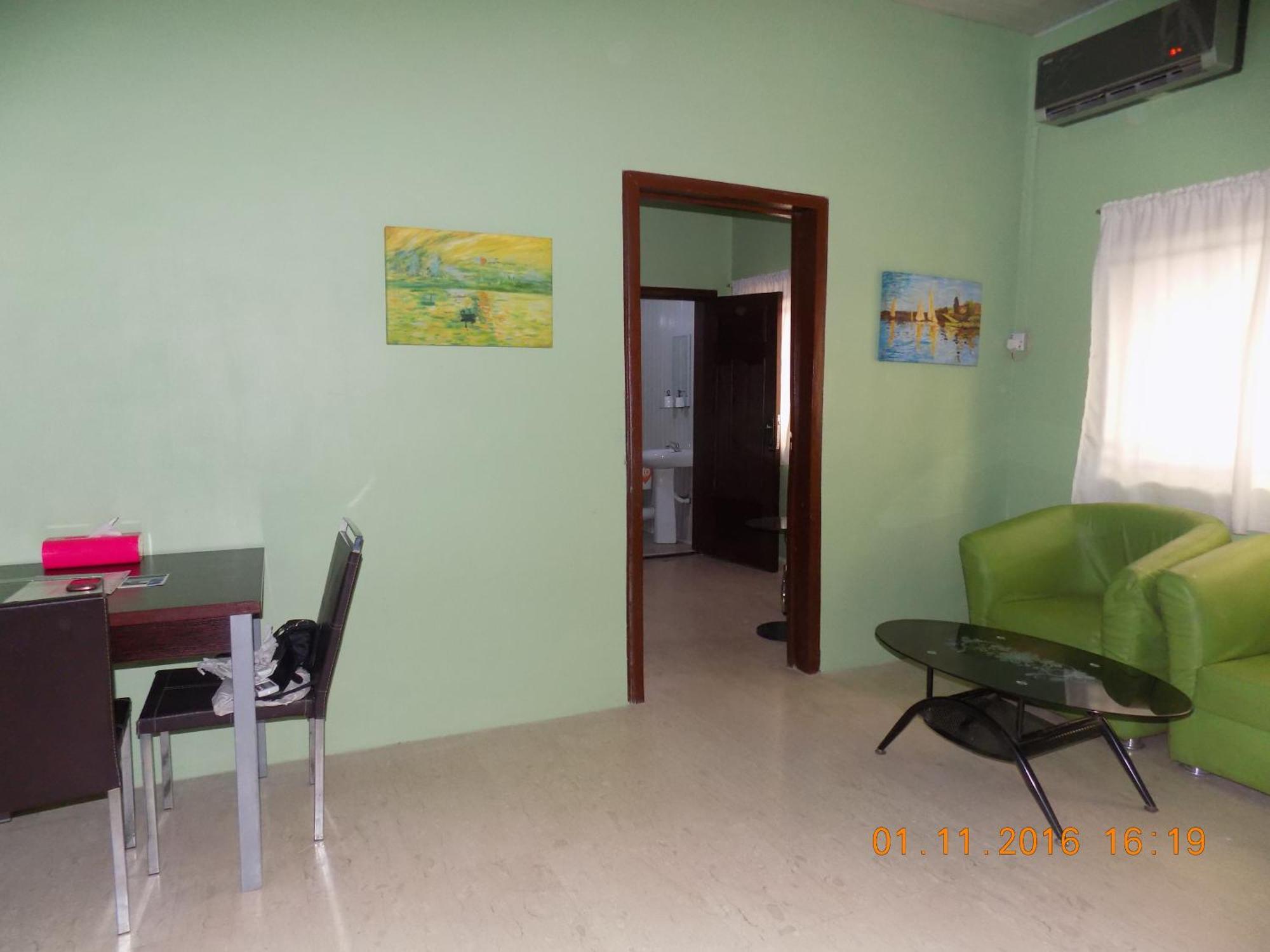 Posh Apartments And Hotel Ikeja Luaran gambar