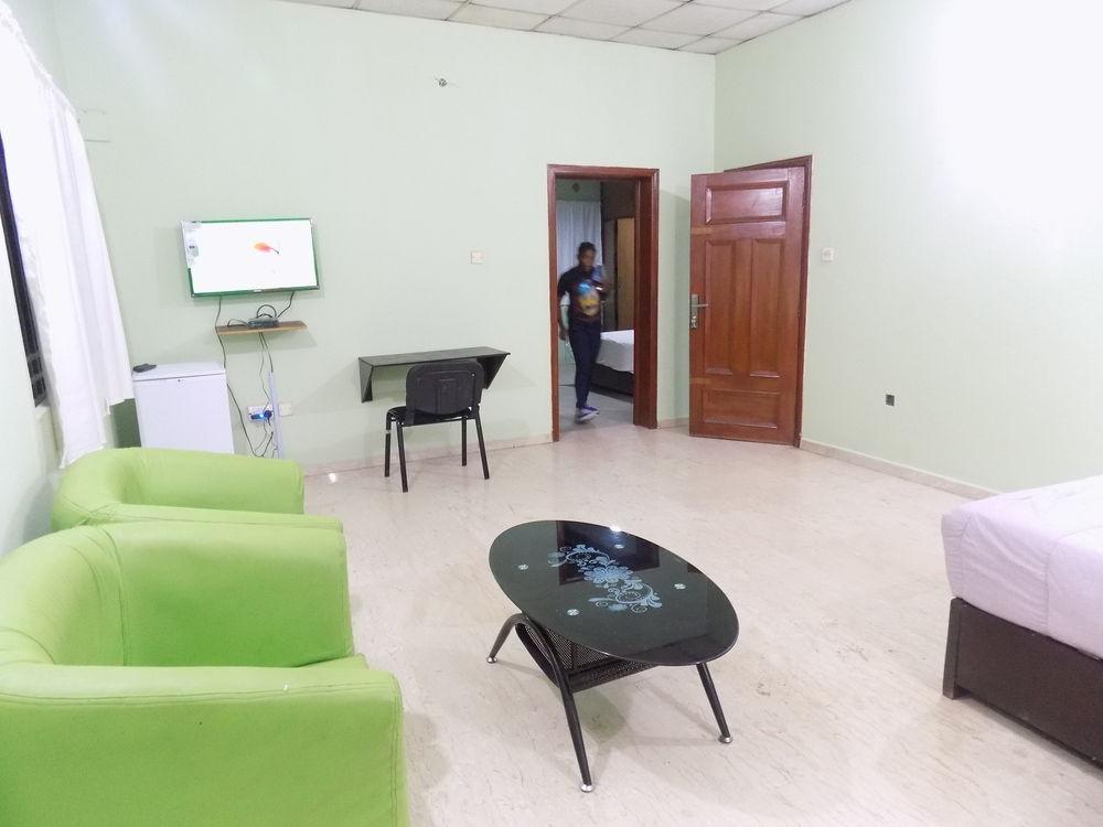 Posh Apartments And Hotel Ikeja Luaran gambar
