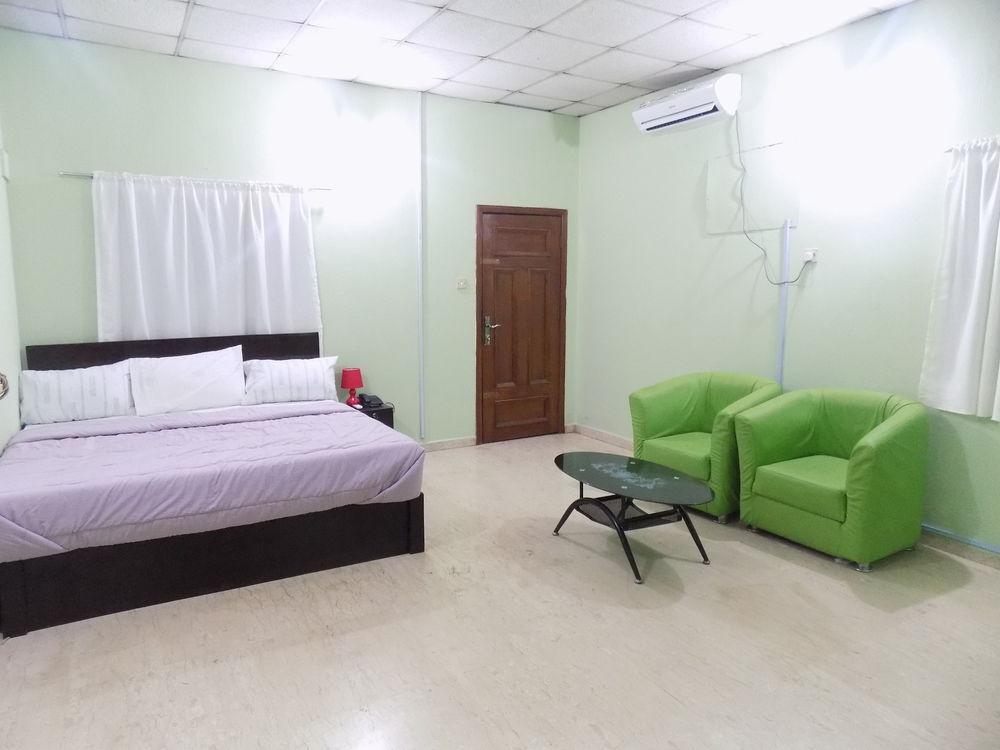 Posh Apartments And Hotel Ikeja Luaran gambar