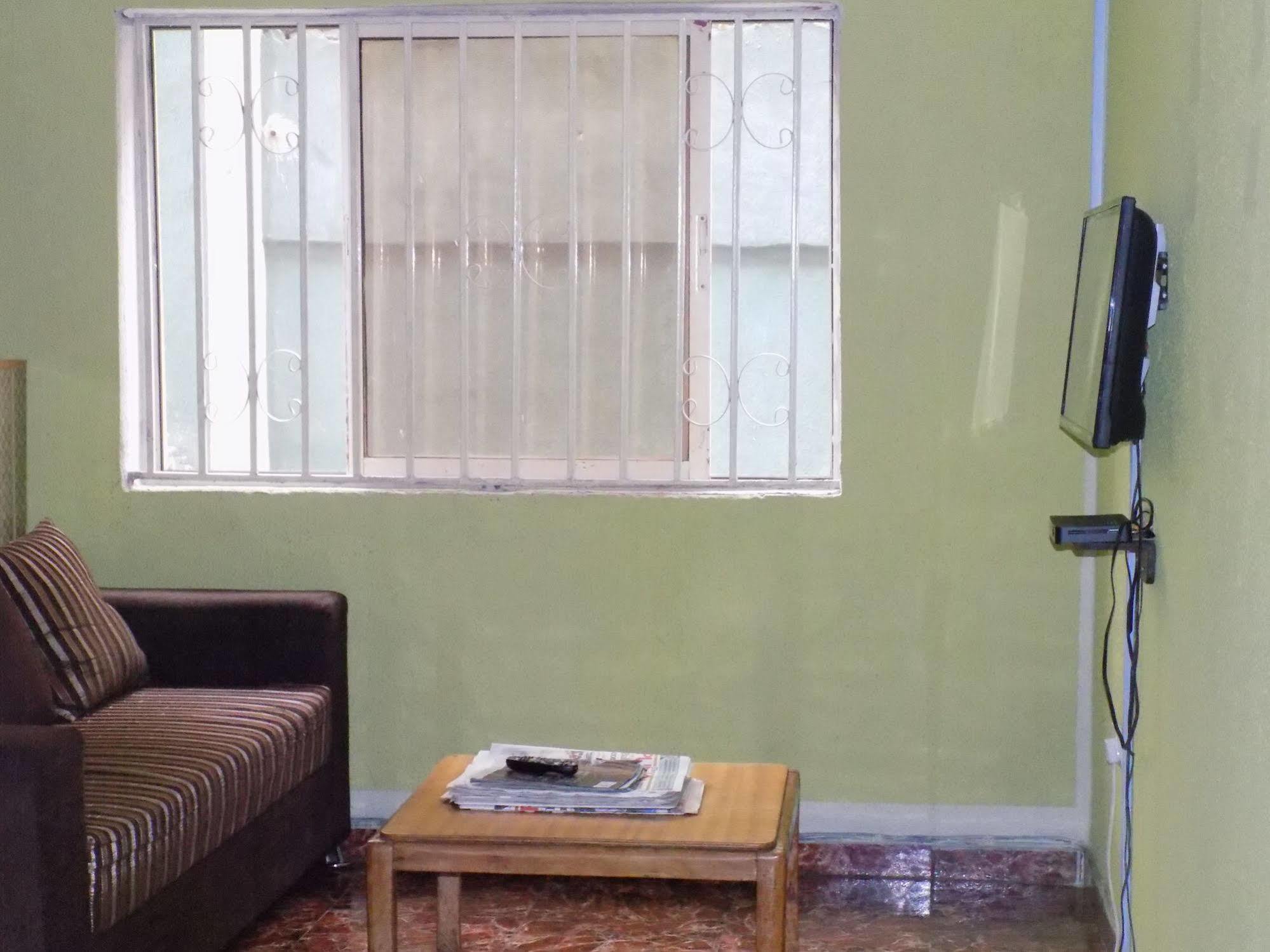 Posh Apartments And Hotel Ikeja Luaran gambar